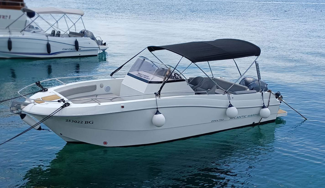 Atlantic Marine 750 Yamaha 300